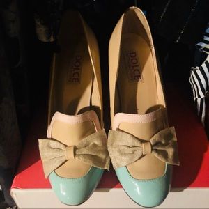 Dolce by Mojo Moxie Shoes - New - Beige and Pastel heels 🖤Dolce by Mojo Moxy Dolce by Mojo Moxie Shoes - New - Beige and Pastel heels 🖤Dolce by Mojo Moxy
